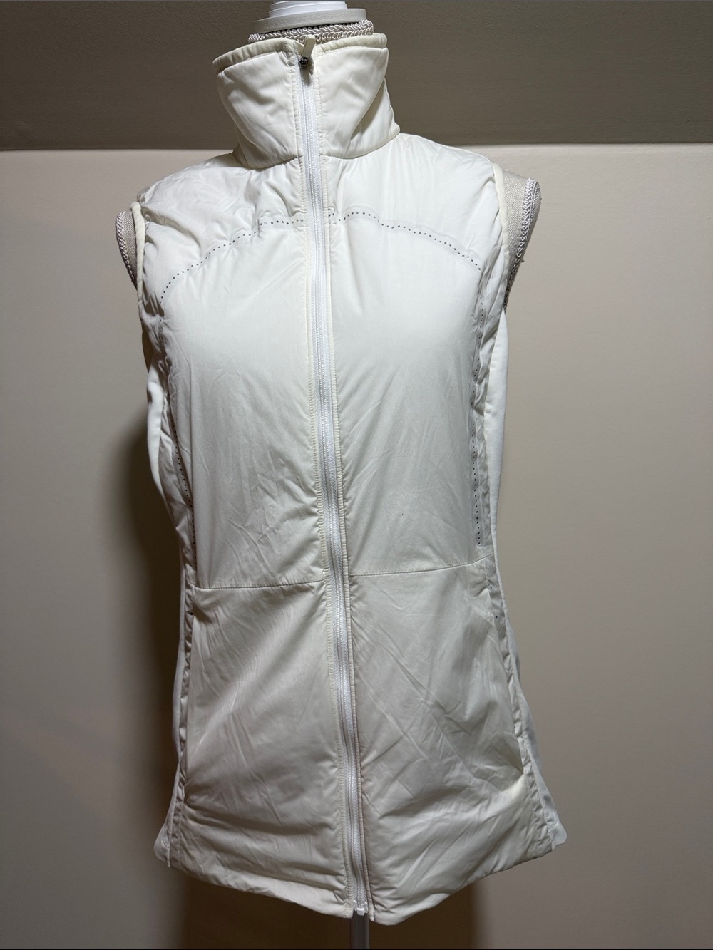 Lululemon White Puffer Vest